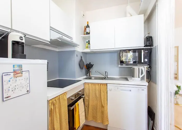 C4 - 1 Bdr Facing Sea & - Parking, Tennis & Wifi *