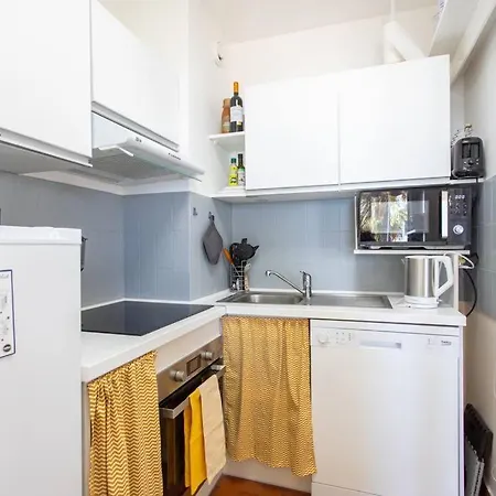 C4 - 1 Bdr Facing Sea & - Parking, Tennis & Wifi *